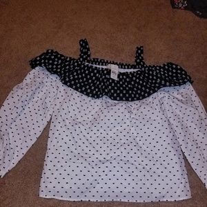 Geometric print off the shoulder top